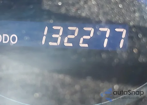 2010 Toyota Sienna Le z USA, uszkodzony, nr VIN 5TDKK4CCXAS306217